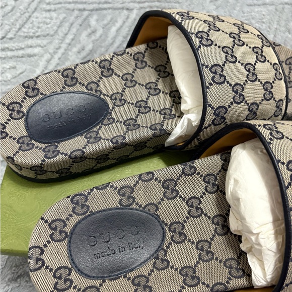 GUCCI GG SLIDES - Picture 2 of 6